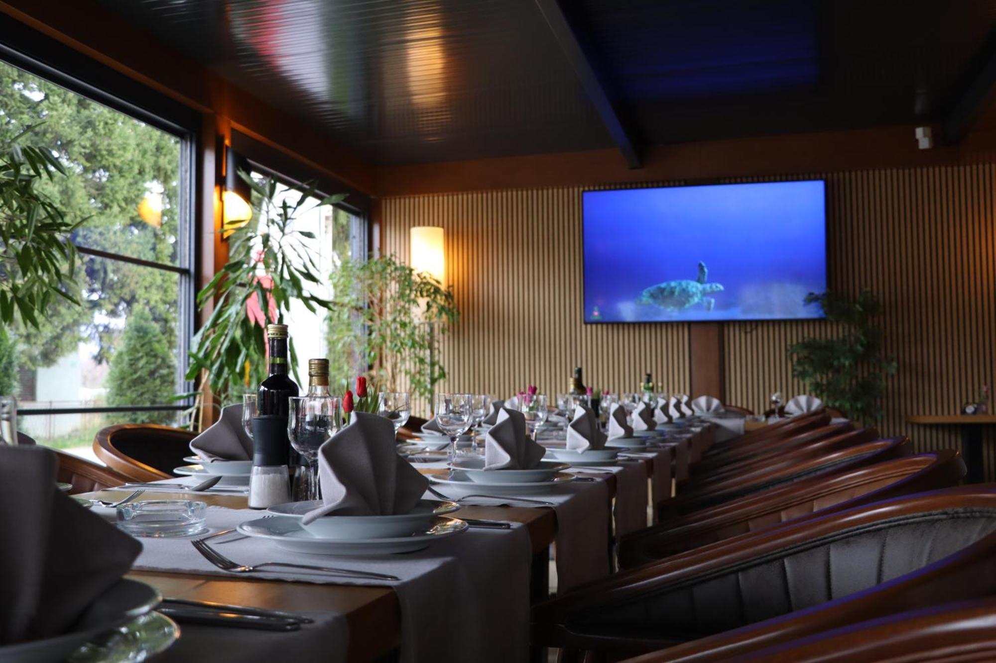 Swiss Plus Hotel Bihać Kültér fotó