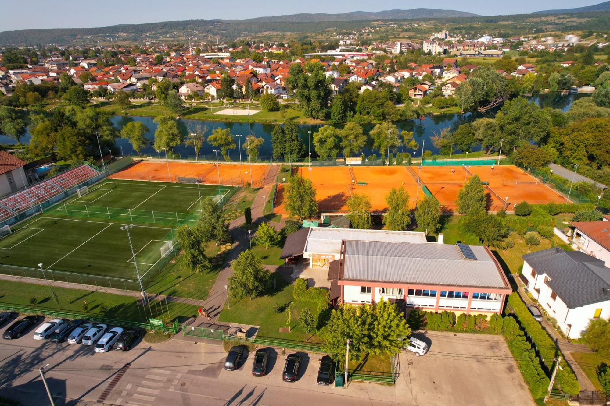 Swiss Plus Hotel Bihać Kültér fotó