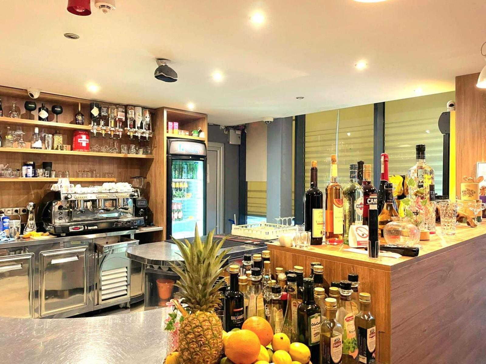Swiss Plus Hotel Bihać Kültér fotó